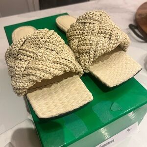 Bottega Veneta Lido Sandals 39.5 brand new